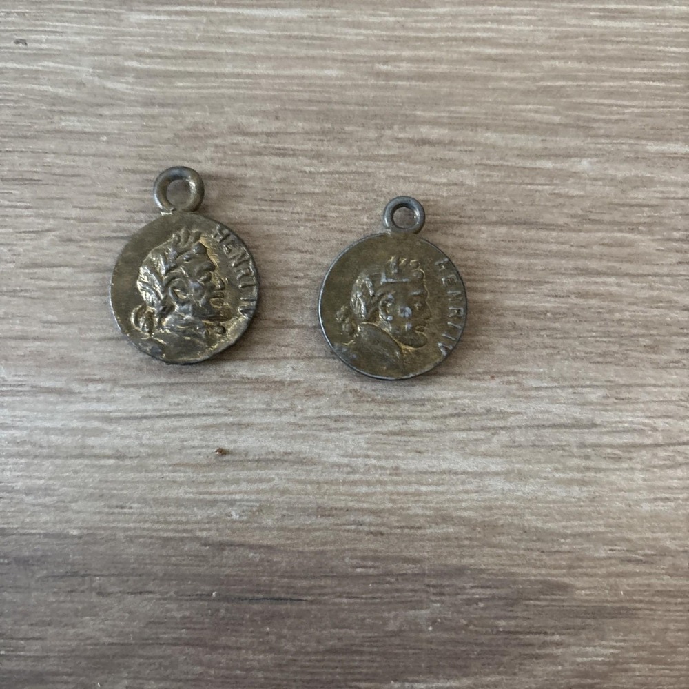 2 Vintage King Henri IV of France 2 Sided Bronze Colored Pendant Medallion Medal